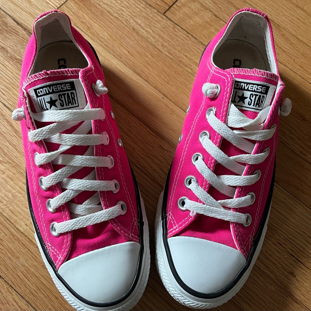 Converse-Low Tops